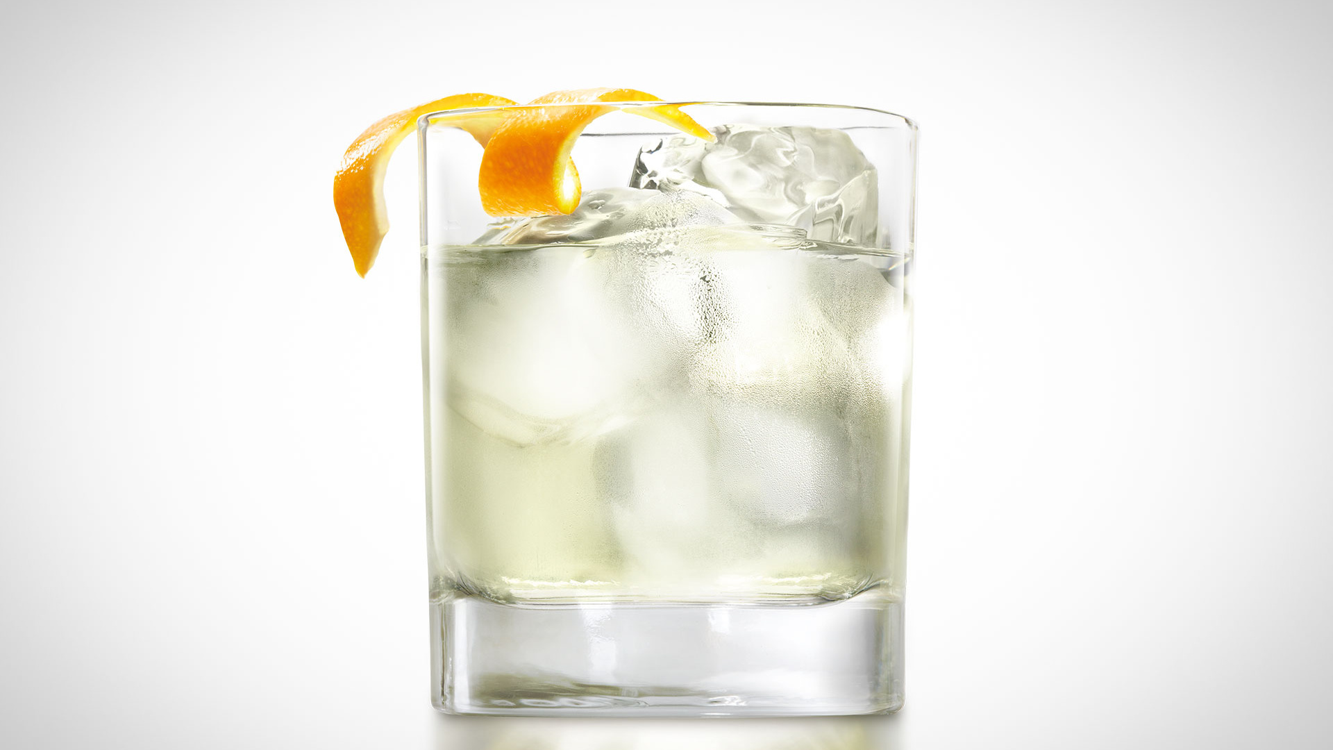 Make Half Hitch Gin S Signature White Negroni Recipes Foodism