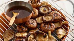 Mixed Mushrooms in Oyster Sauce