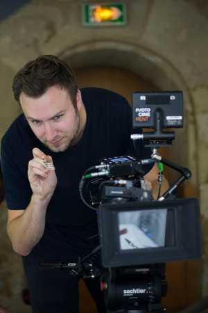 Chef's Table creator David Gelb behind the camera at L'Arpège