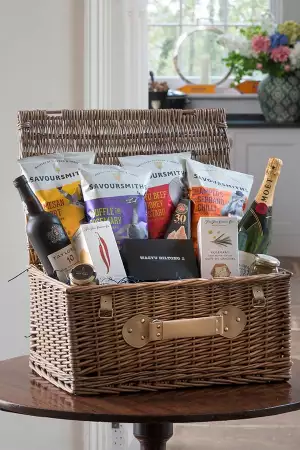 One of SAVOURSMITH's luxury hampers