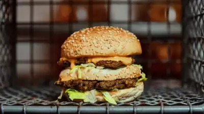 Best plant-based burgers in London &ndash; Simplicity Burger