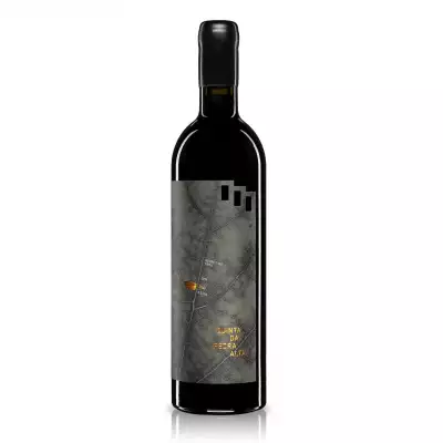 A bottle of Quinta da Pedra Alta Rio Tinto