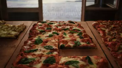 Pizza at Pala in Leith