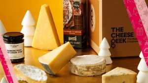 Food and drink Christmas gifts: The Cheese Geek Frankie hamper