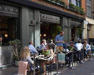 London's outdoor restaurants | Pastaio Ganton Street