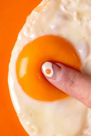 Yolk squish