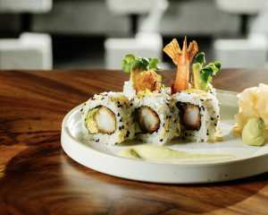 Roka ebi furai avocado maki Roka ebi furai avocado maki