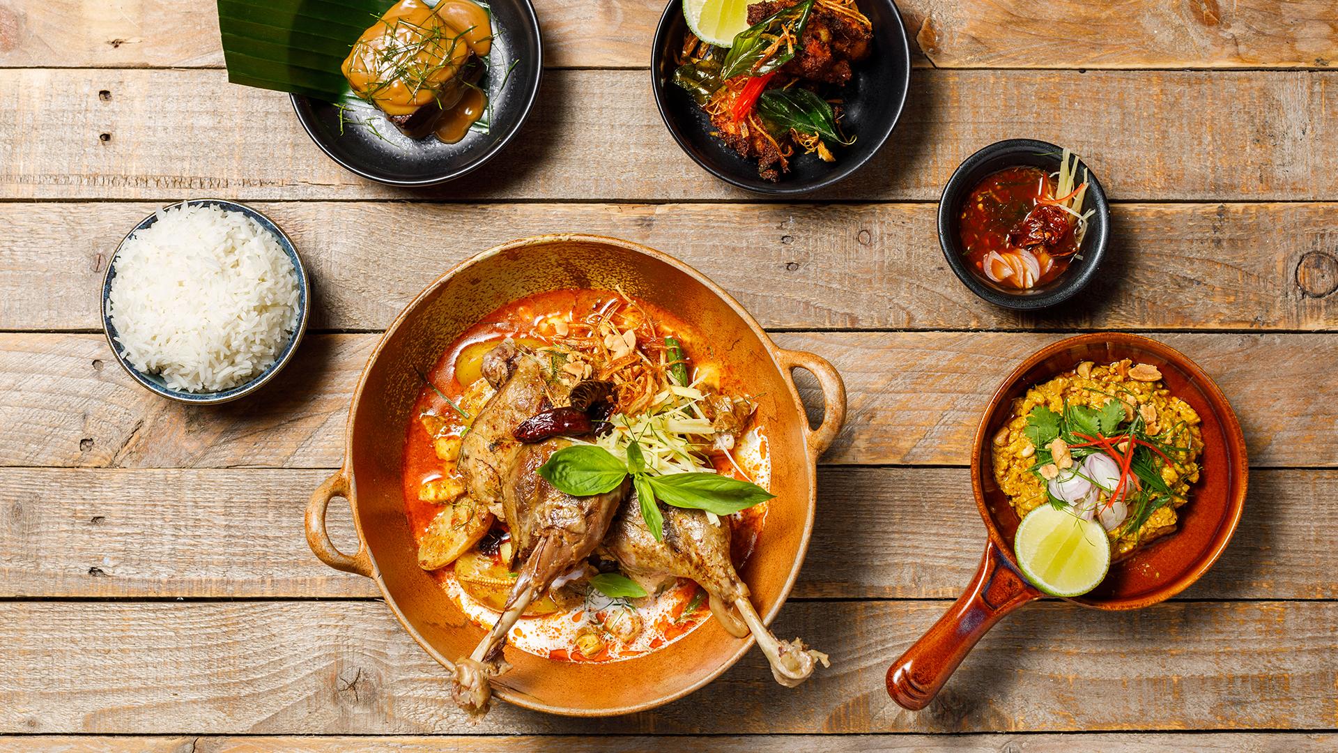 Restaurant meal kits: Farang Restaurant meal kits: Farang