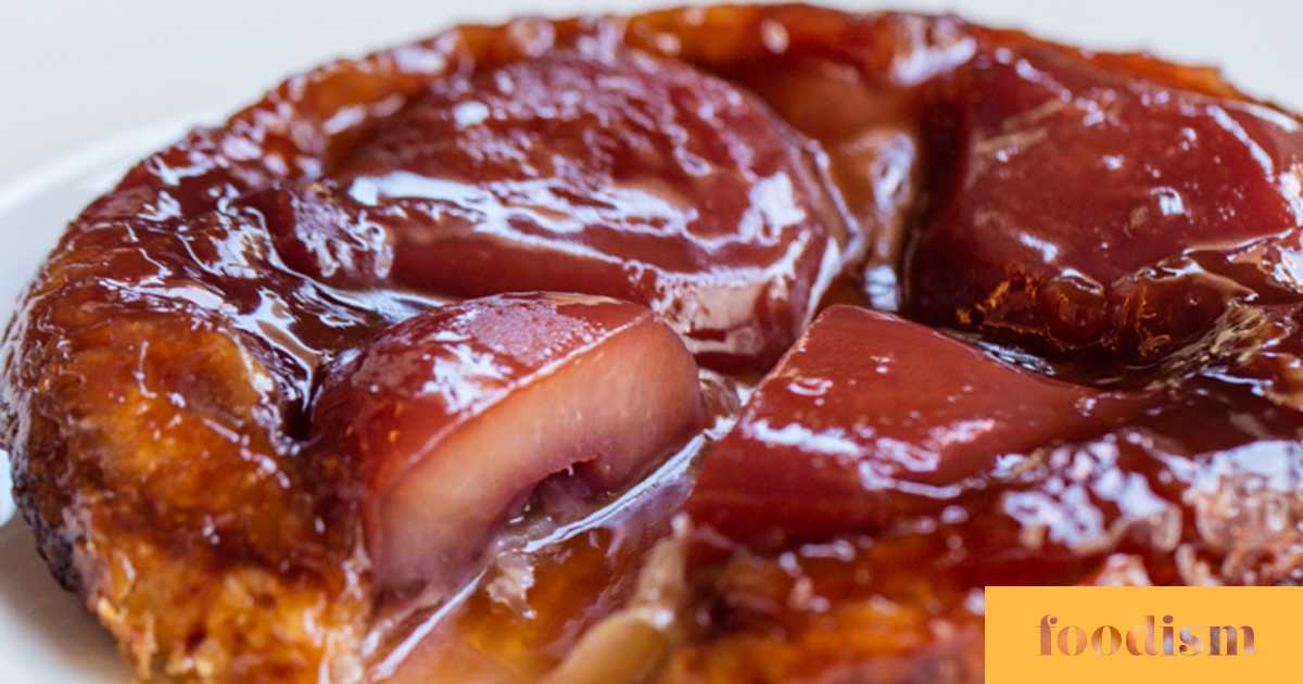 Make Piquet's sweet, sticky pear and red wine tatin | Recipes | Foodism
