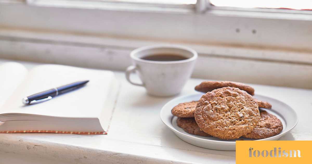 Make Alexandra Dudley's peanut butter and cacao nib cookies | Recipes | Foodism