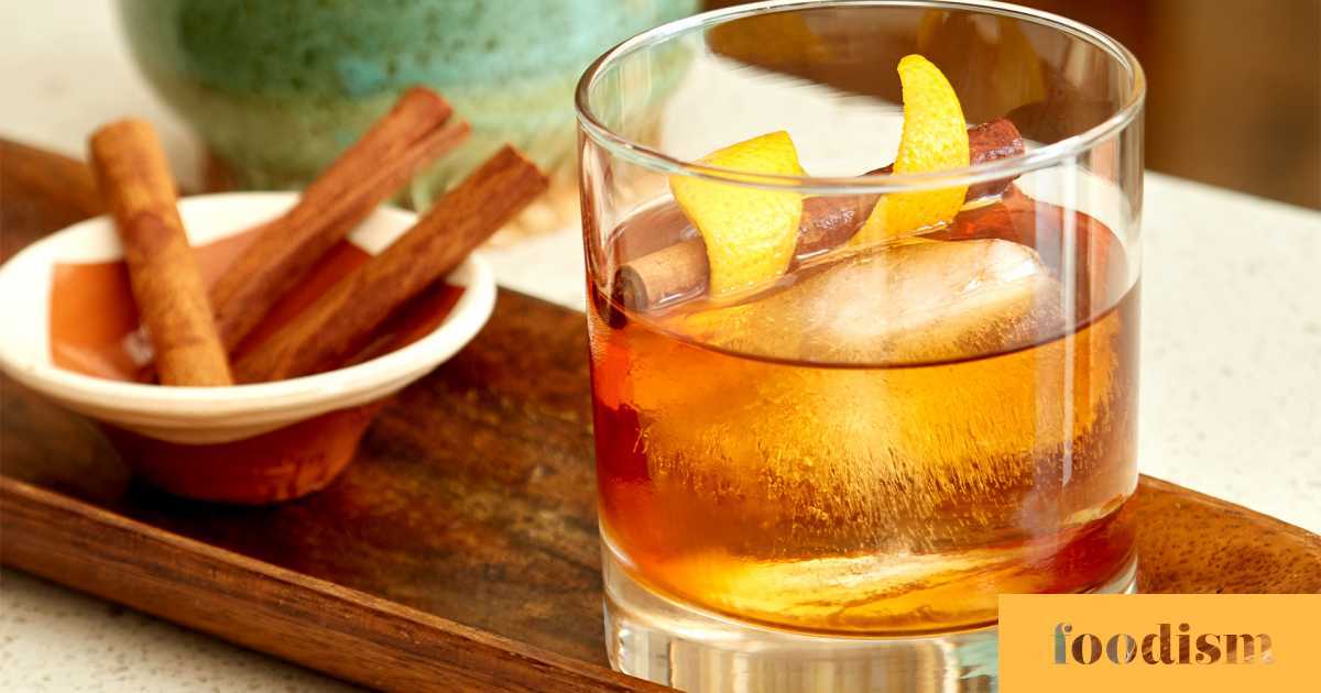 Make Se Busca's mole old fashioned | Recipes | Foodism