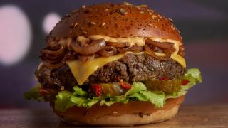 Best plant-based burgers in London – The 'What's Ur Beef?' burger at Mooshies