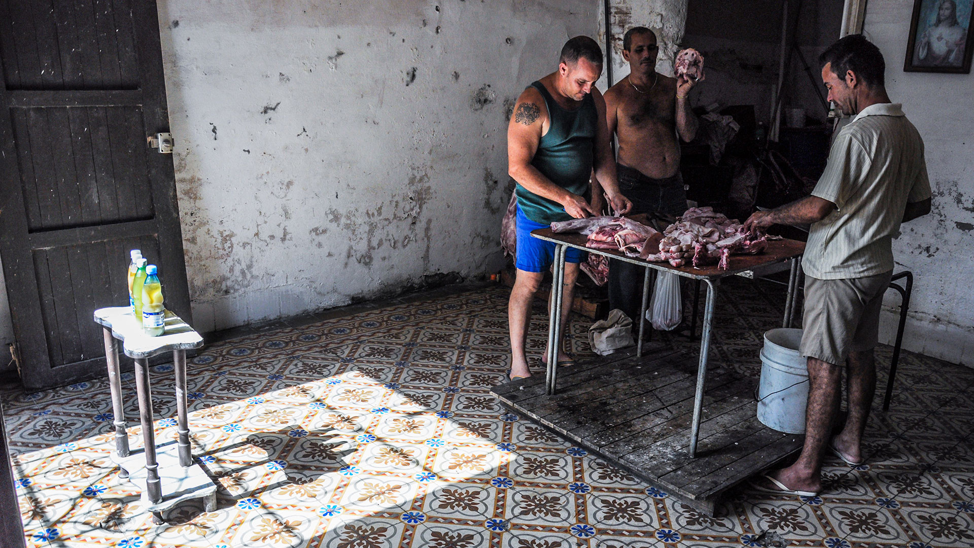 Pink Lady Food Photographer of the Year Politics of Food, Appreciate Every Piece, Marcin Jucha Pink Lady Food Photographer of the Year Politics of Food, Appreciate Every Piece, Marcin Jucha