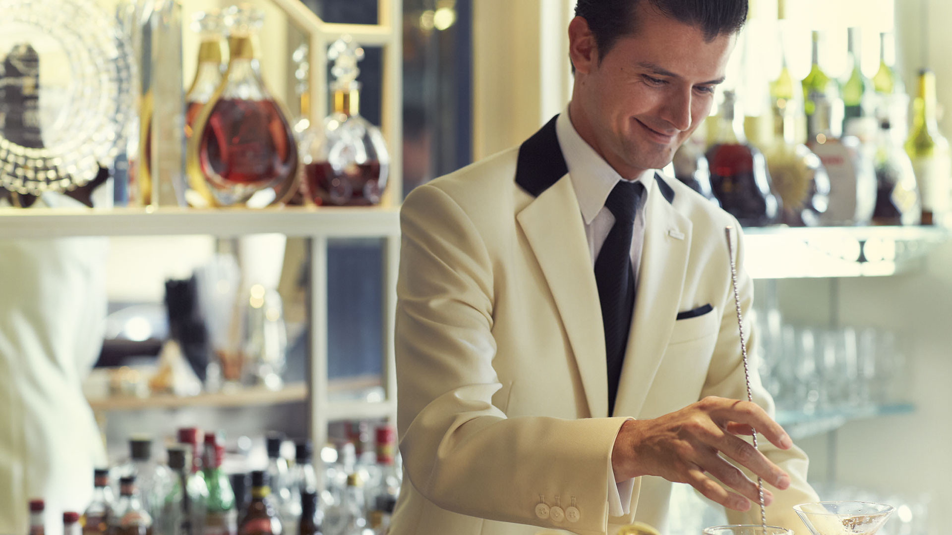 Eric Lorincz at the American Bar at The Savoy Eric Lorincz at the American Bar at The Savoy