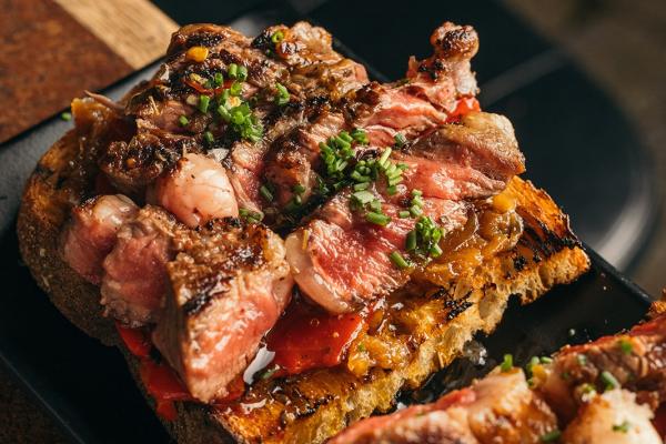 Txuleta steak toast