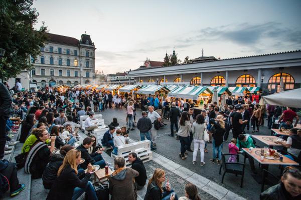 The Odprta Kuhna market in Pogacarjev square