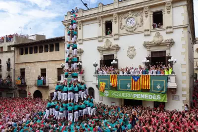 Castellers de Vilafranca performing a castell in Vilafranca del Pened&egrave;s