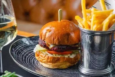Burger at 3 South Place and Terrace