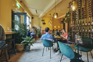 Aspen & Meursault interior