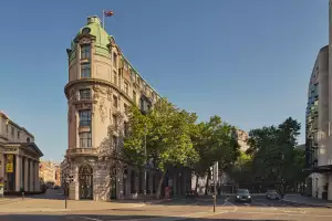 One Aldwych exterior