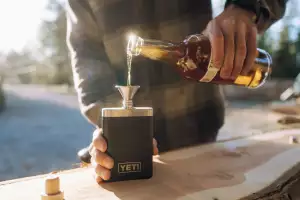 The Yeti flask in action