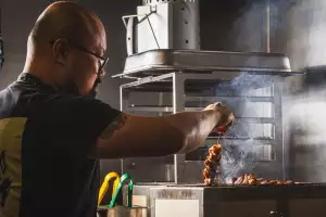 Kaneda Pen in the kitchen at Mamapen in The Sun & 13 Cantons pub