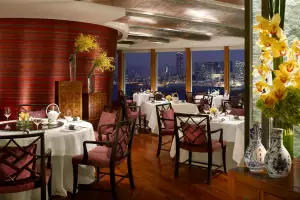 Lucy King Heen dining room