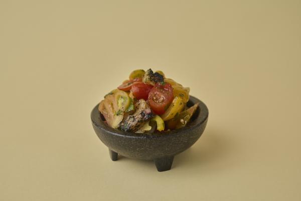 Roast pineapple and heritage tomato chow