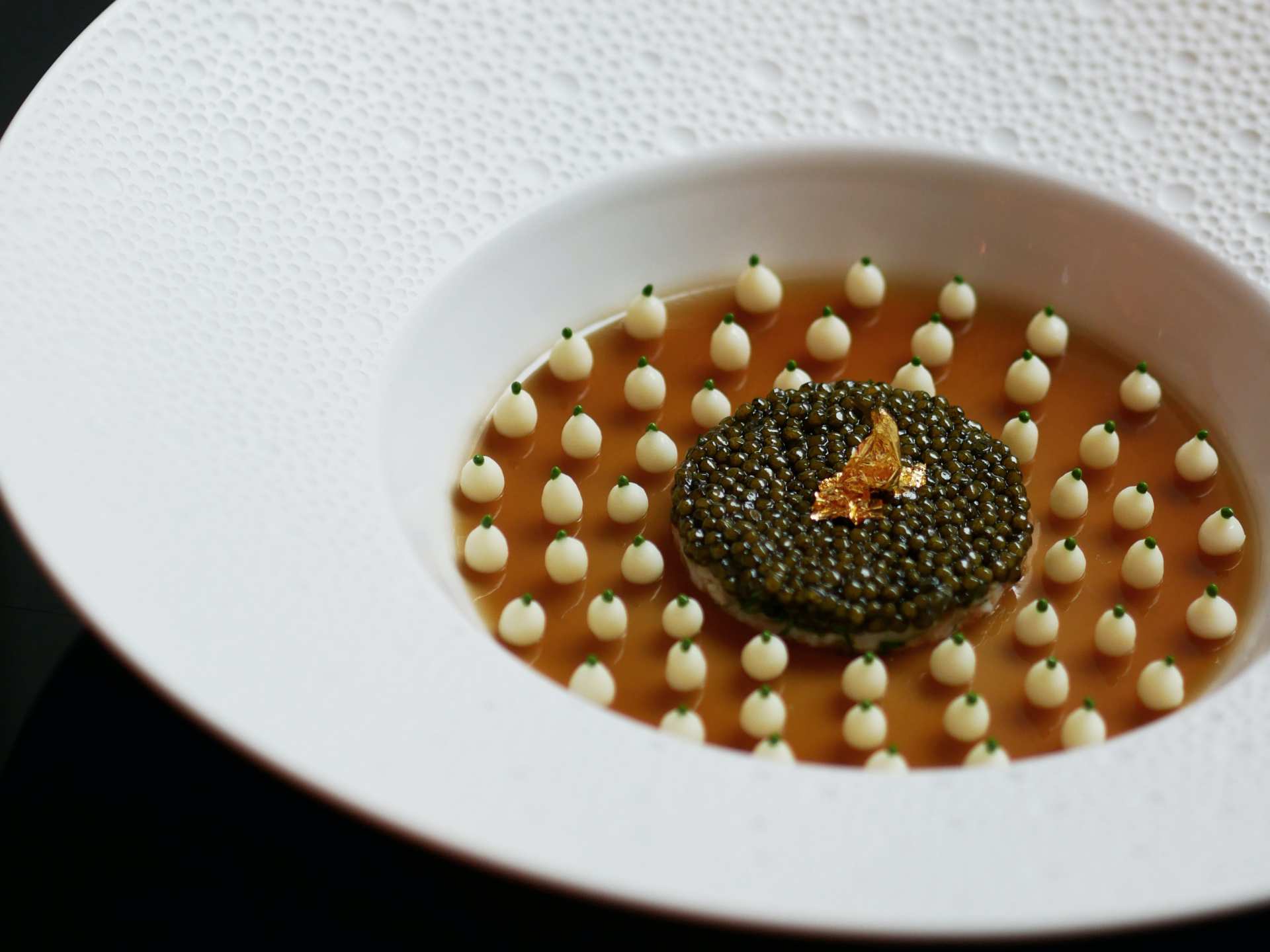 Caviar, king crab, lobster jelly and cauliflower purée