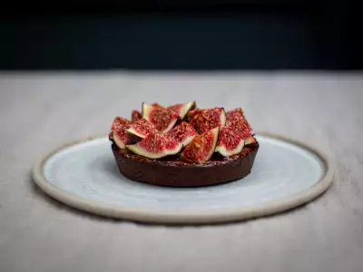 Roasted fig and cardamom custard tart