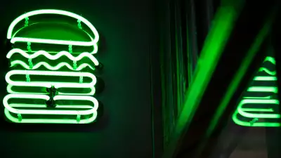 Shake Shack neon lighting