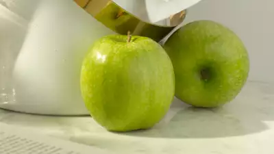Belaire's Brut Apple Fizz cocktail