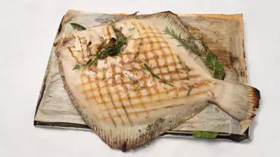 A fish course at L'Arp&egrave;ge