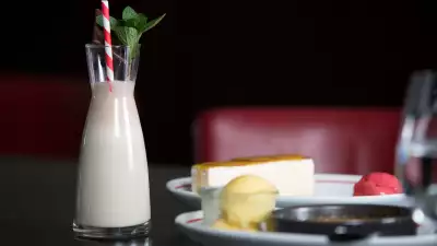 The menu also features American-style desserts
