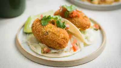 The chicken BLT taco