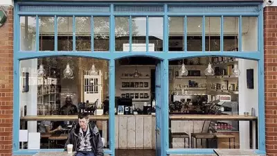 Paper & Cup exterior