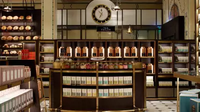 Harrods' Tea Tailor
