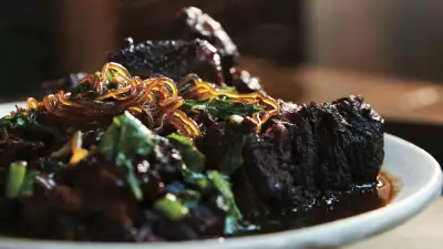 Make My Rice Bowl's leek and oxtail stew with glass noodles; photography by Charity Burggraaf