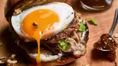 John Quilter's leftover turkey burger with fig jam; Photograph by Chris Terry