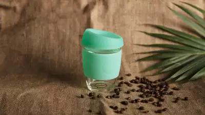 JOCO's reusable seaglass cup in vintage green