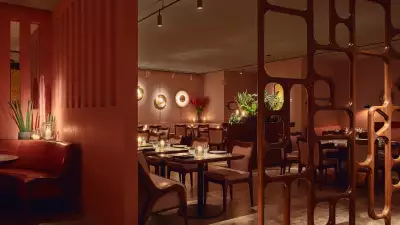 Inside Ella Canta, Mayfair