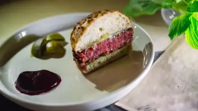 WastED: Dish juice pulp burger