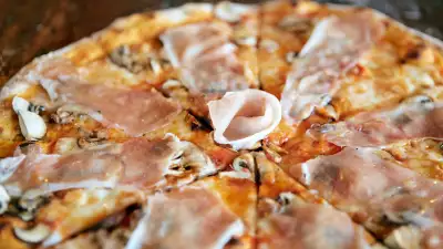Pizza at Lord Morpeth