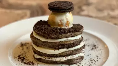 Oreo and white chocolate pancake at Christopher's