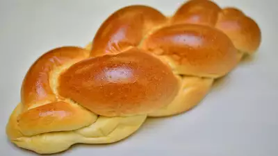 Challah bread from J Grodzinski & Daughters