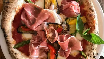 Pizza at Zia Lucia