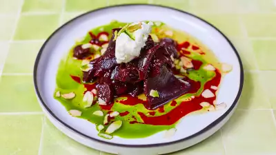 Beetroot, dried sour cherry and xigalos