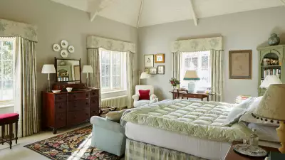 The Hound Lodge at the Goodwood Hotel