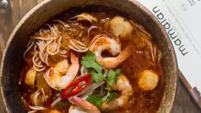 Prawn noodles at Mamalan
