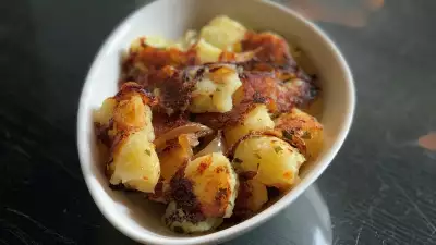 Hash browns at Christopher&rsquo;s Grill